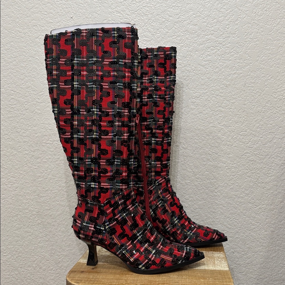 Betsey Johnson Pamela Plaid Sequins Boots Size 6.5 - Picture 2 of 7